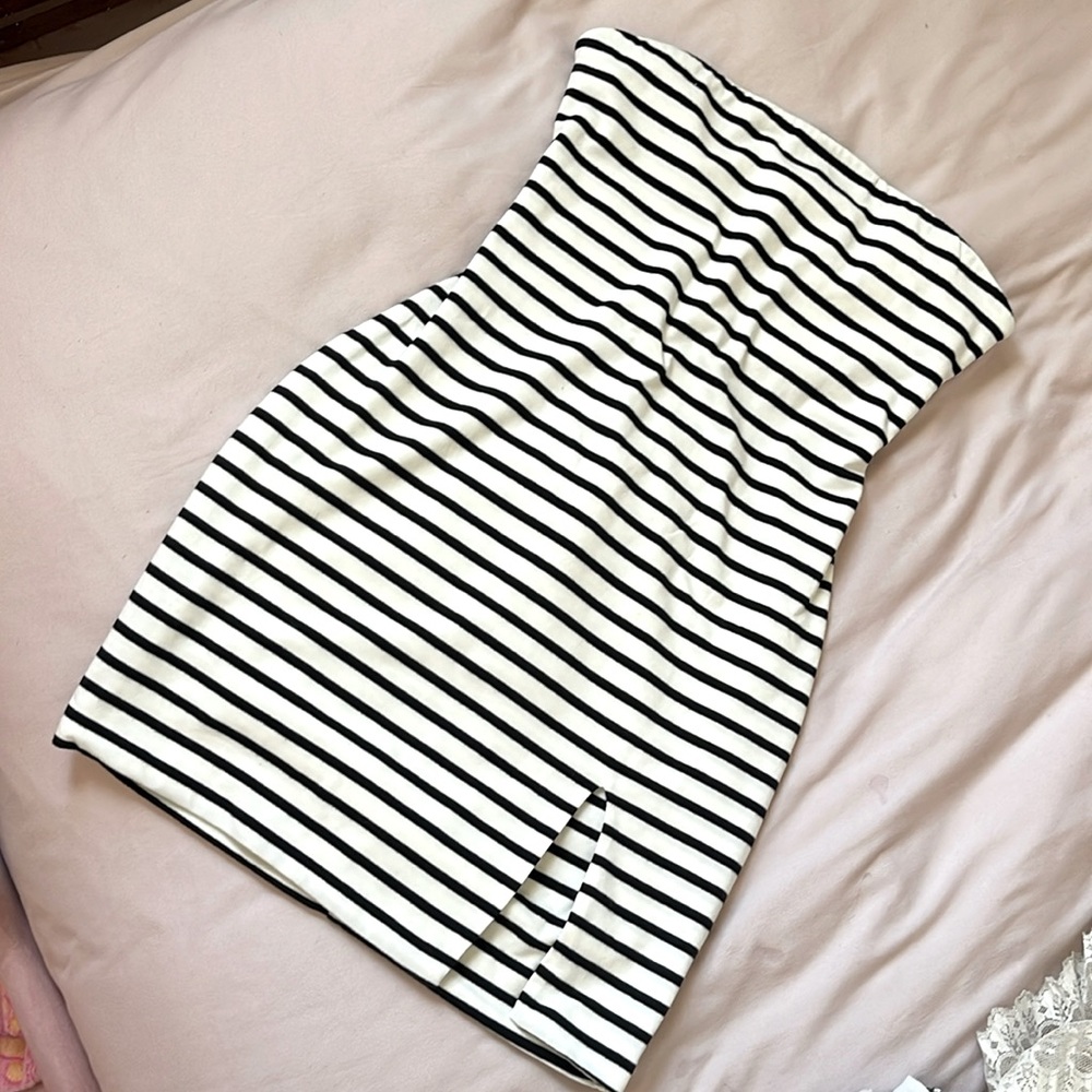 Xxs super down black and white mini dress